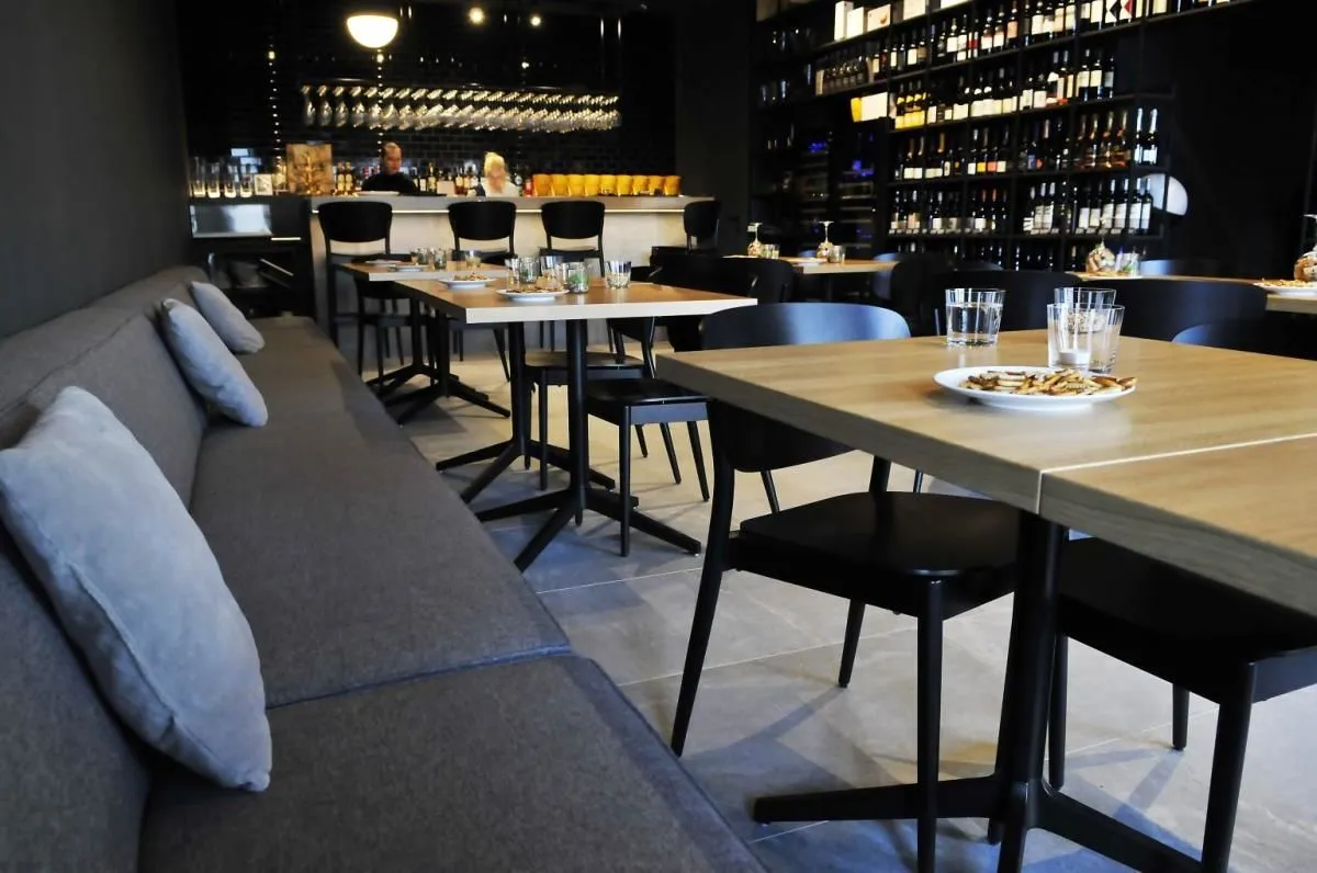 4 obrázok firmy SUNNY WINES - VINOTÉKA A BOTTLE SHOP